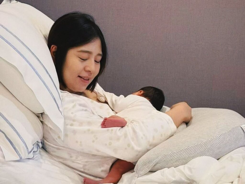 劉品言生了！女兒臉圓鼻高腿長長「衝著漂亮來的」　連晨翔反應曝光